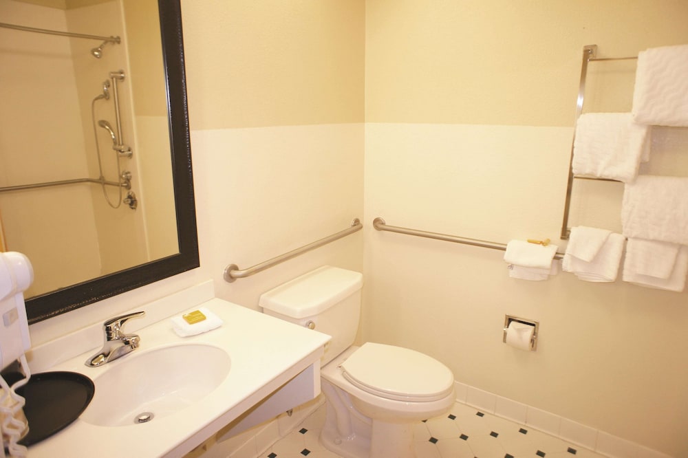 Deluxe Suite, 1 Bedroom, Non Smoking (Executive) photo 2