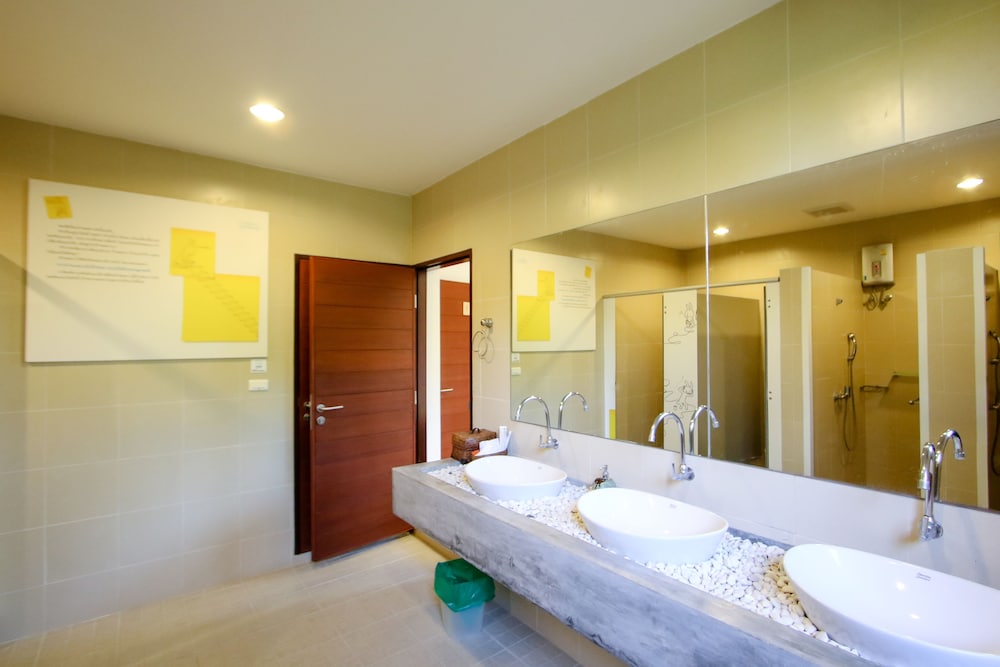 Gglc Family Suite 6 Beds photo 3
