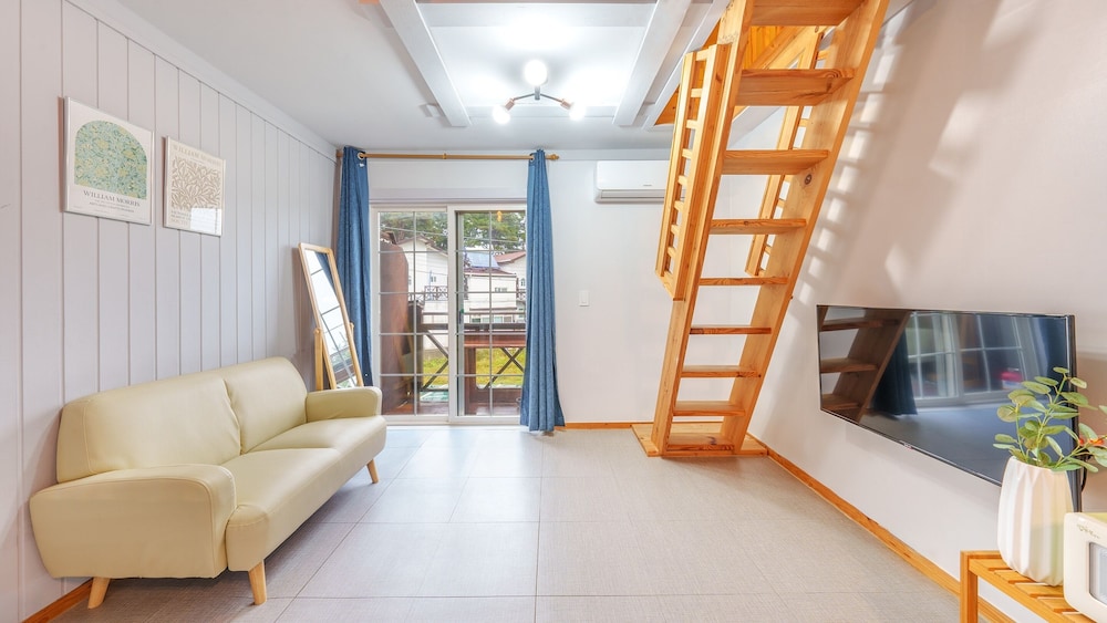 Basic Room, 1 Bedroom (202 (Forest view) - No Swimming Pool)