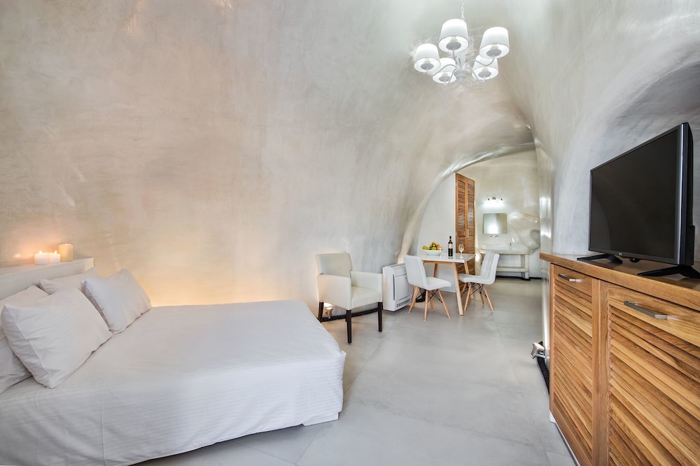 Studio (SPILIES L)