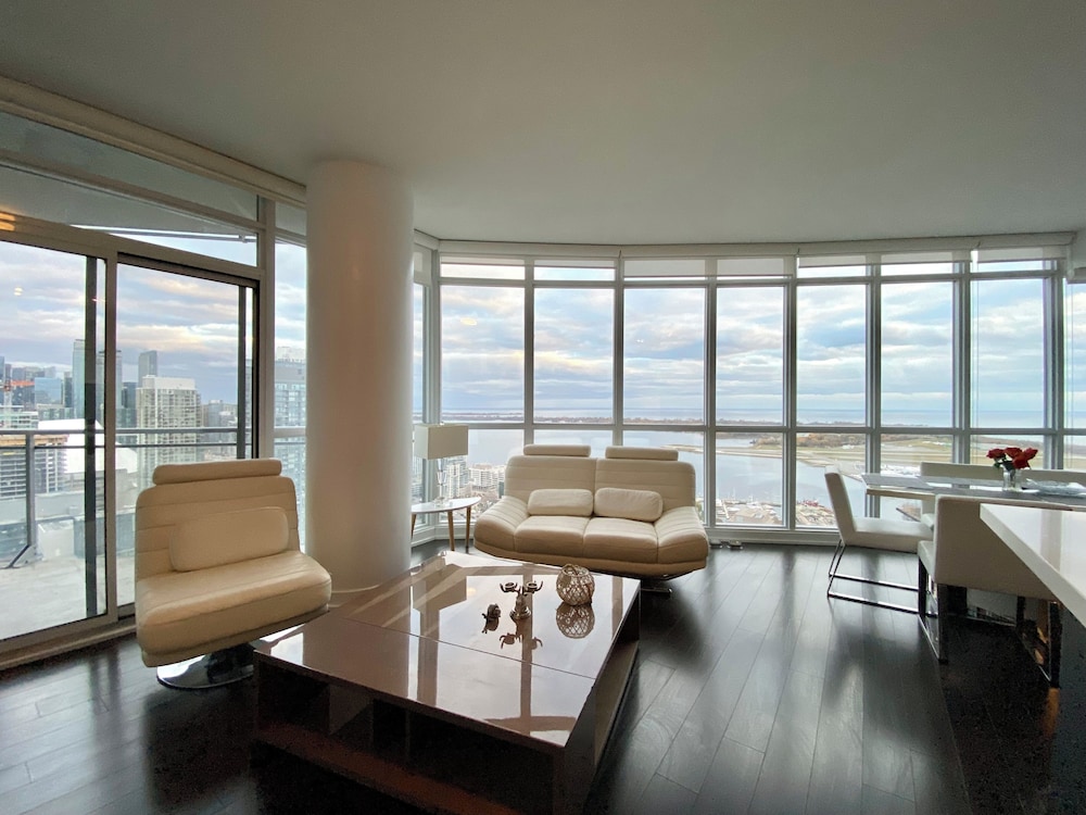 Panoramic Condo