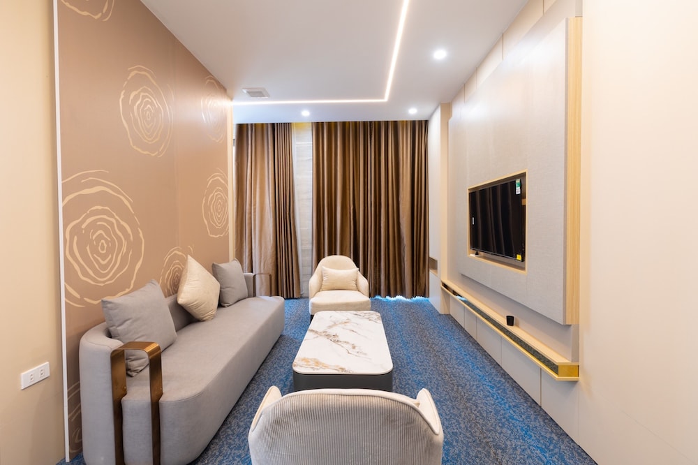 Deluxe Room - Photo 7