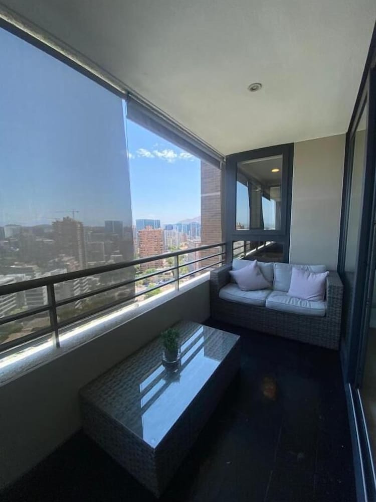 Apartment photo 2