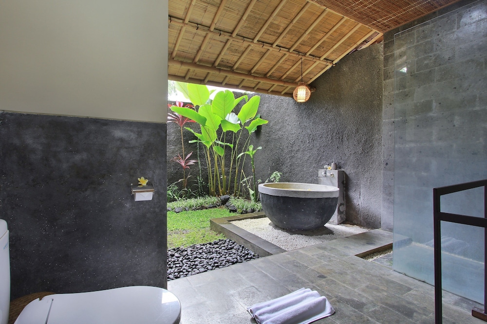 Garden suite photo 2