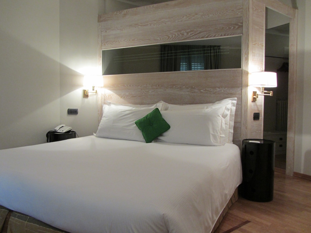 Classic Double Room - Photo 2