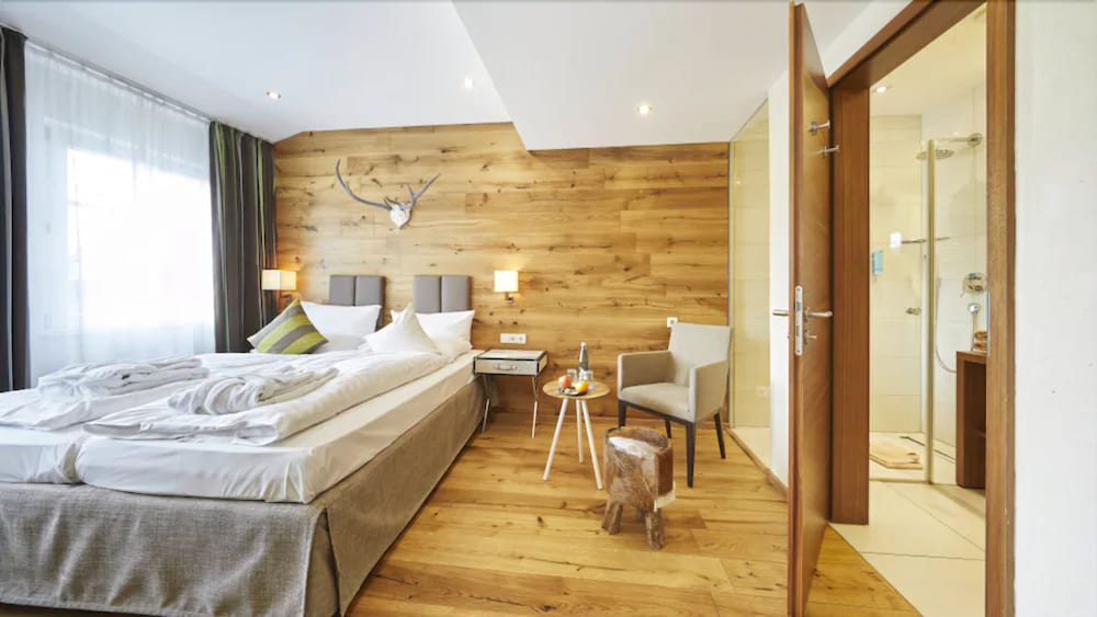 Classic Double Room