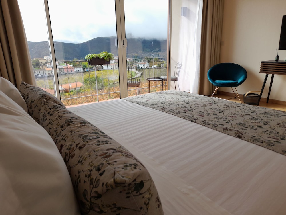 Deluxe Double Room, Vineyard View