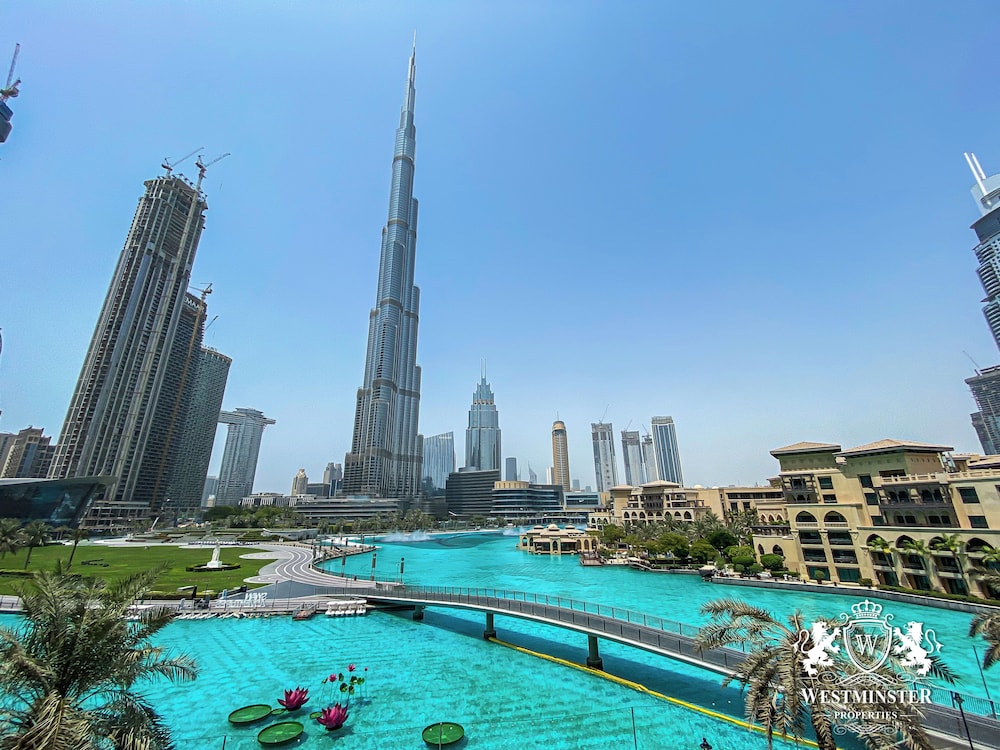 Three bedroom with Full Burj Khalifa and fountain view