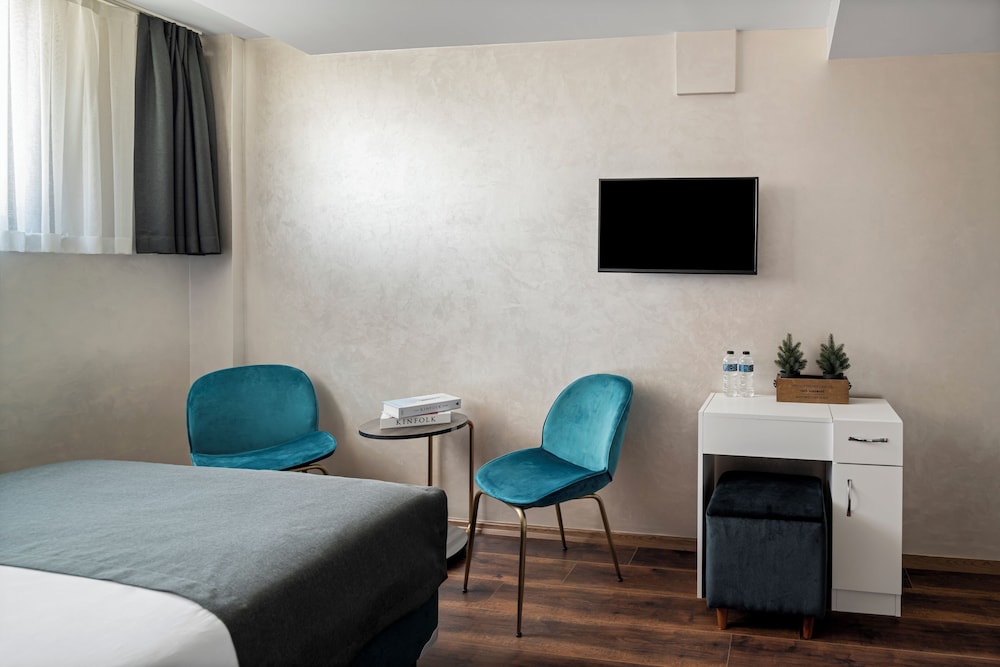 Economy Double Room photo 1