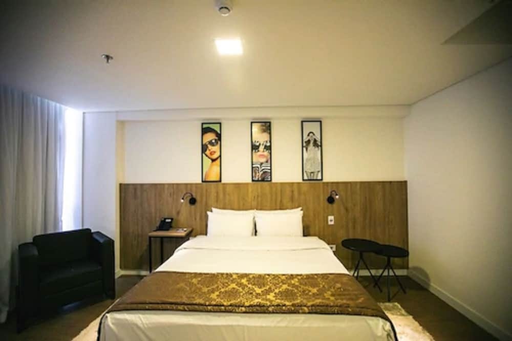 Superior Double Room, 1 Queen Bed photo 3