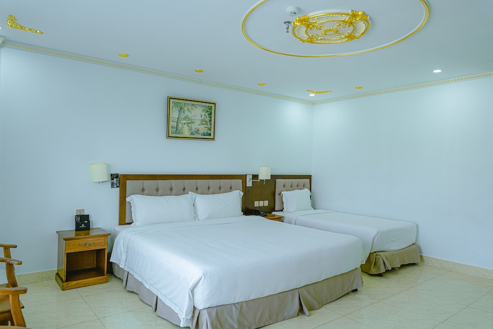 Sapphire Room photo 2