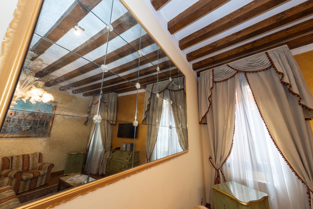 Superior Apartment photo 2