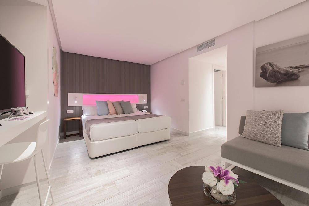 Triple Room, Terrace photo 2