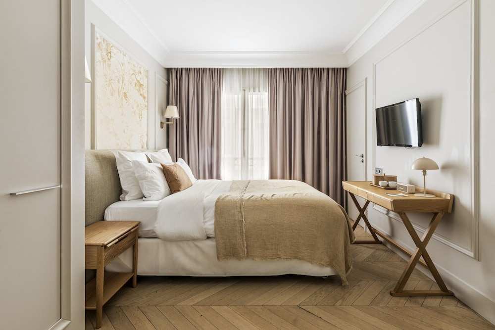 Elegance Room photo 2