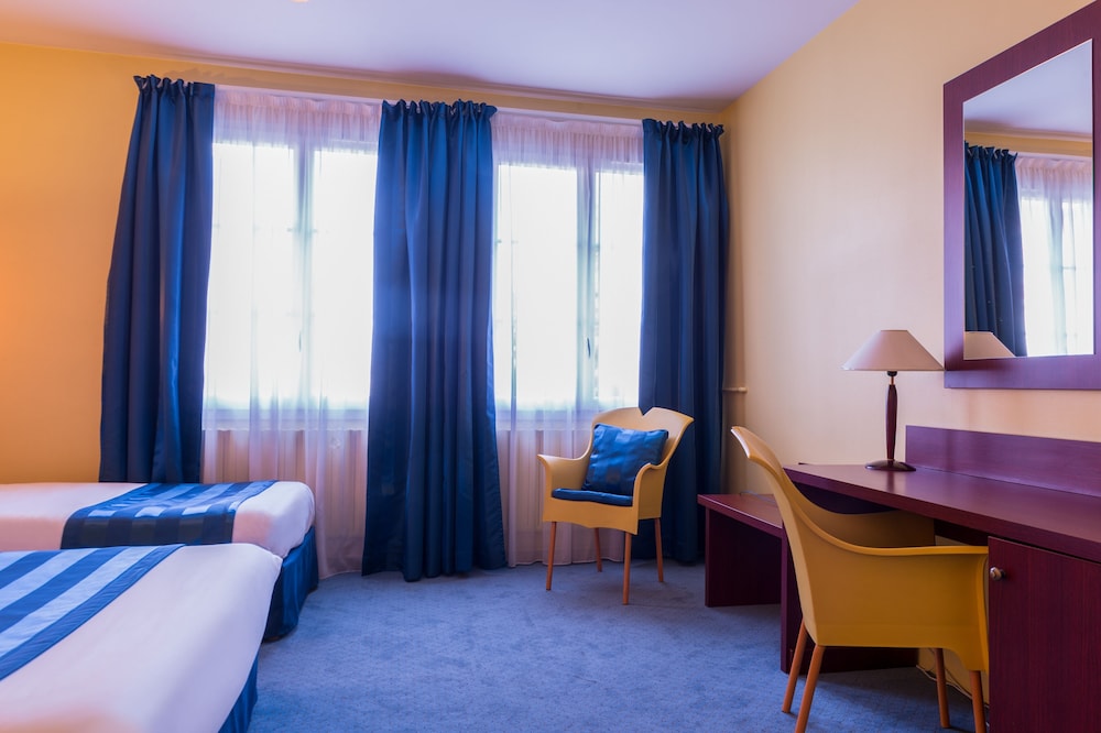 Comfort Triple Room, Non Smoking photo 3