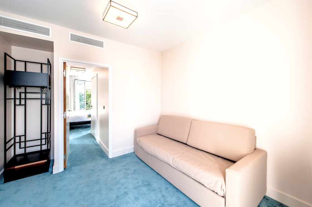 Suite, 1 King Bed, Non Smoking, Terrace (with Sofabed) photo 2