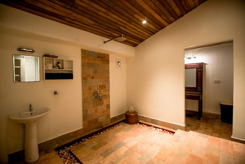 Deluxe Courtyard room - Photo 3