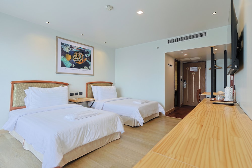 Deluxe Twin Room photo 2