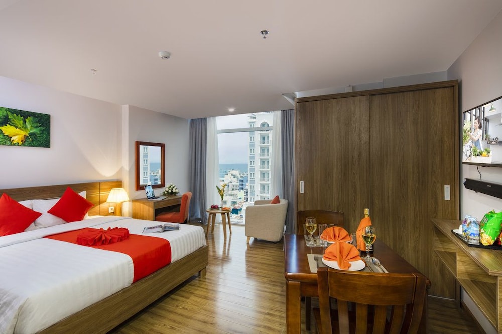 Deluxe Apartment, City View photo 3