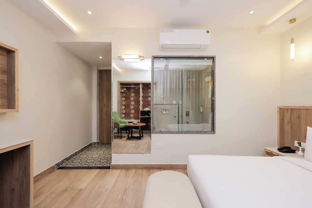 Executive Double Room, City View