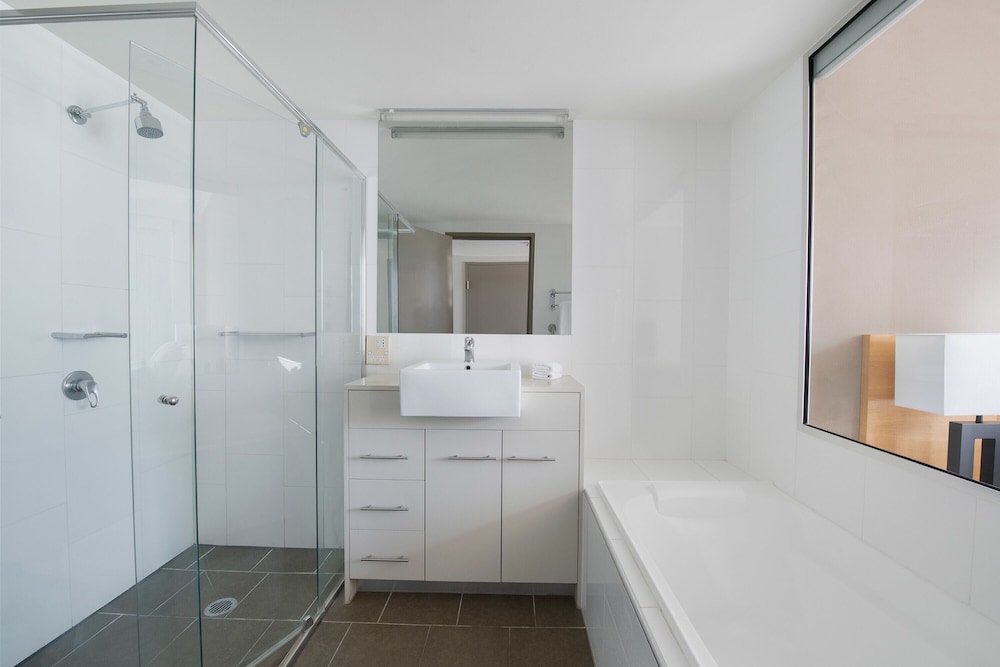 Apartment, 2 Bedrooms (Dual Key) - Photo 6