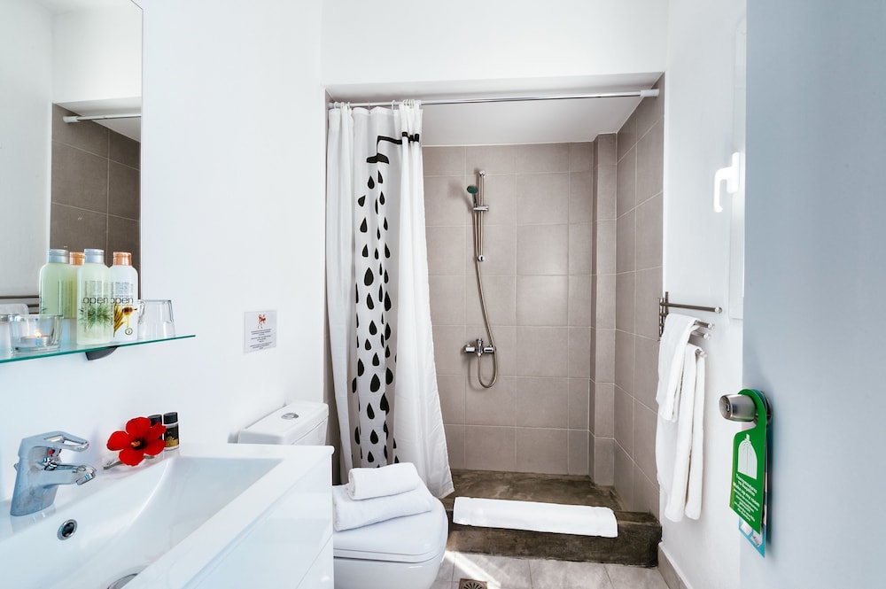 Superior Room, Sea View thumbnail 6