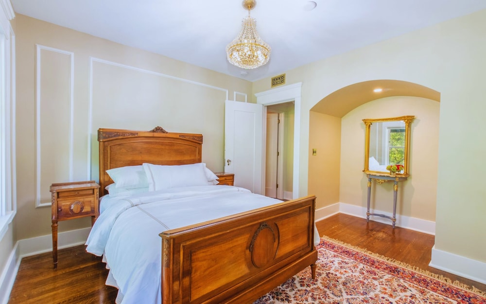 Alma Room photo 1