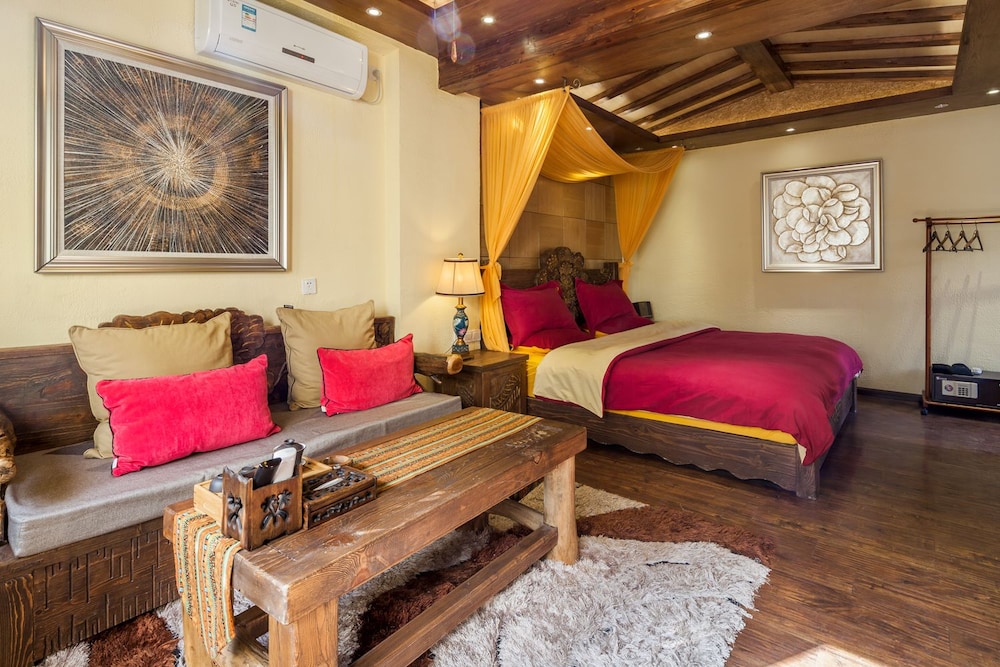 Suite photo 1