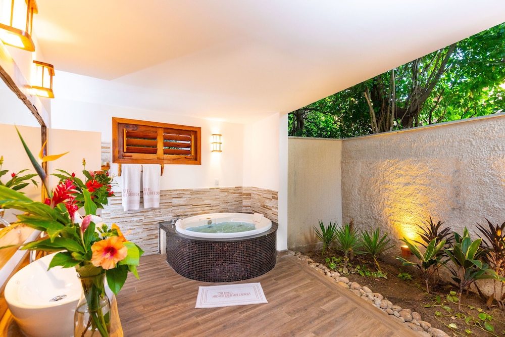 Luxury Room photo 1