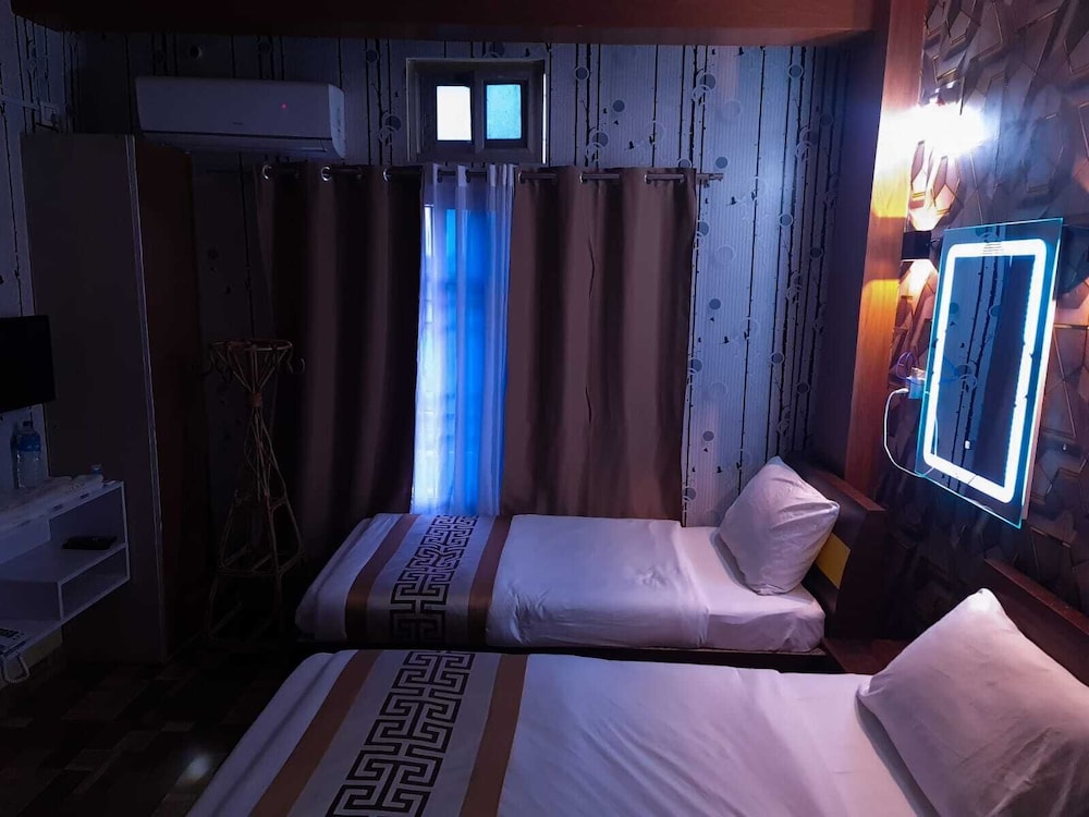 Standard Twin Room photo 3