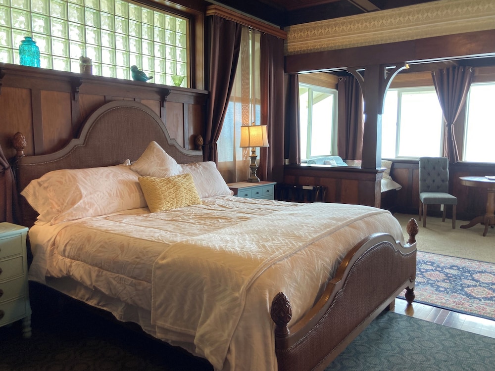 Premier Room, 1 Bedroom, Bay View, Oceanfront