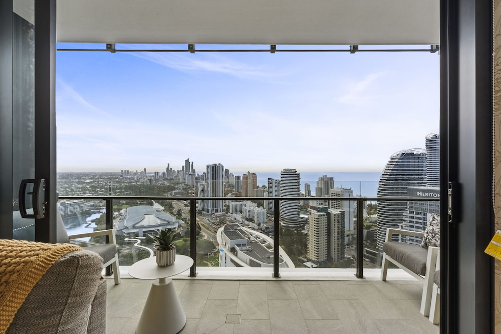 2 Bedroom Ocean View photo 3