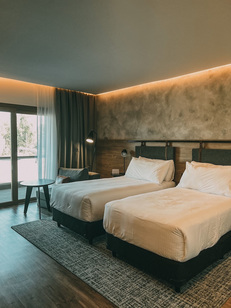 Panoramic Twin Room