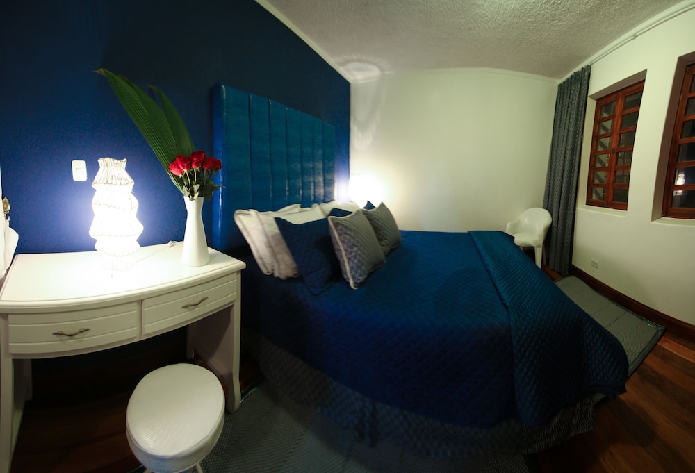 Superior Double or Twin Room, 1 Bedroom, Private Bathroom photo 2
