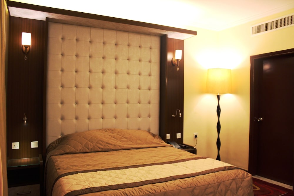 Standard Triple Room, Balcony photo 3