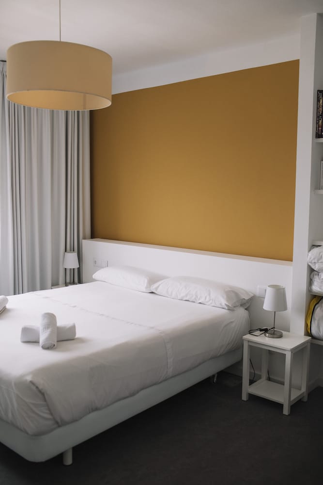 Habitación Doble con Vista Parcial al Océano