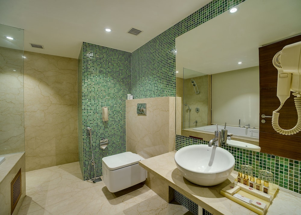 Executive Room - Photo 2