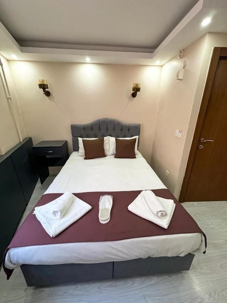 Standard Room photo 2