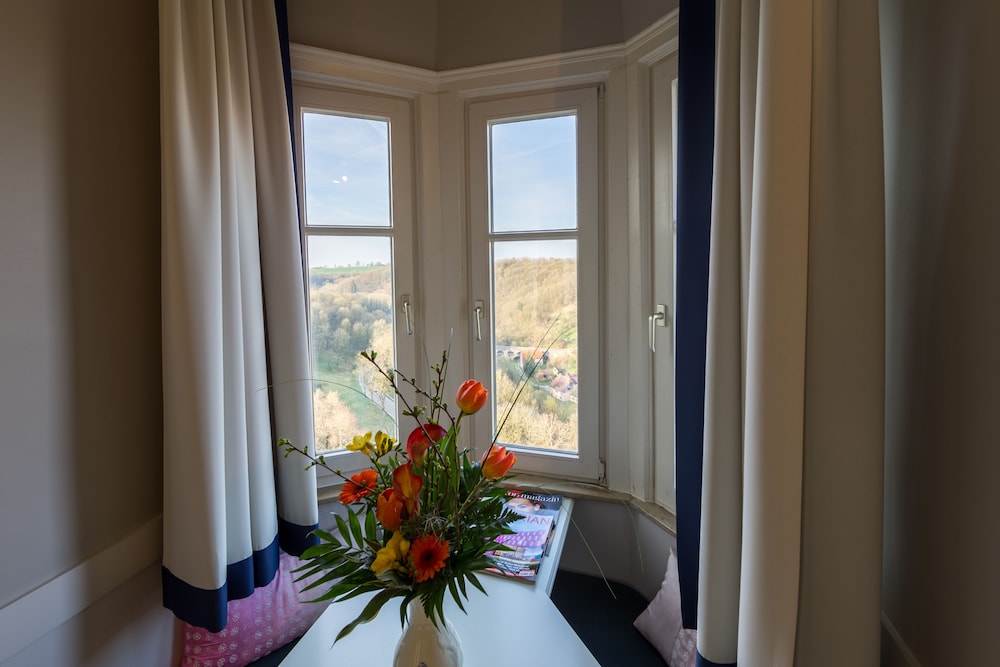 Taubertal bay window room - Photo 5