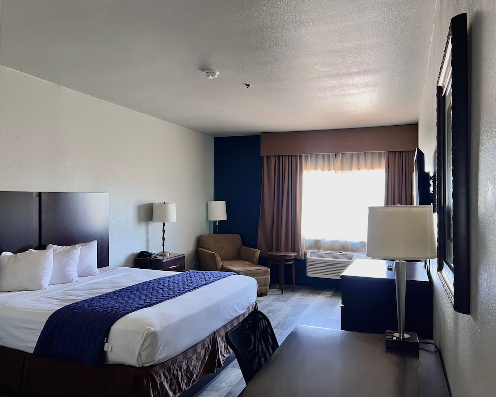 Standard Room, 1 King Bed photo 1