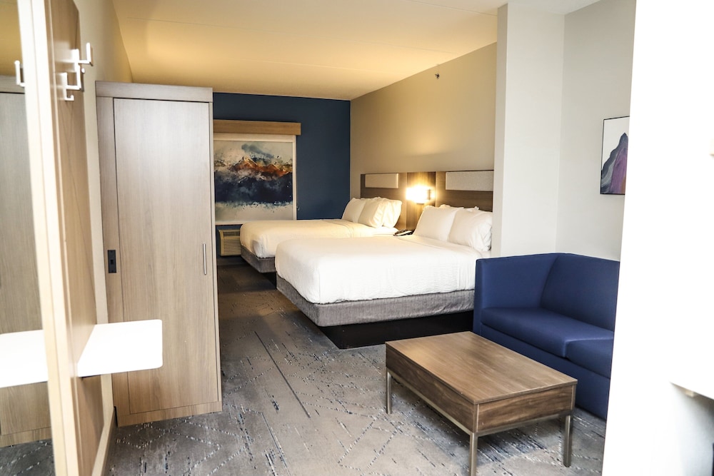 Suite, 2 Queen Beds (Extra Floor Space) - Photo 2