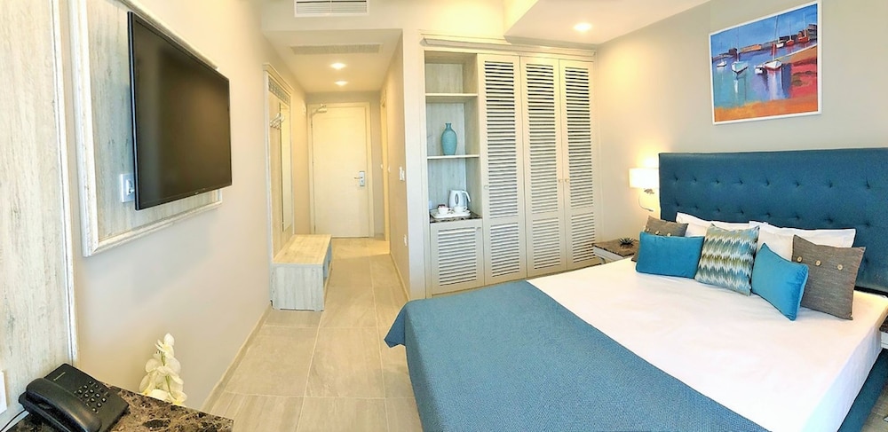 Classic Double Room, Landscape View