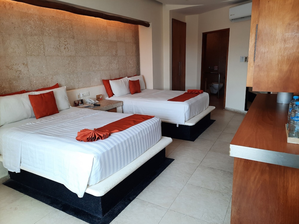 Deluxe Double Room Single Use