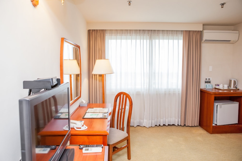 Deluxe Suite - Photo 2