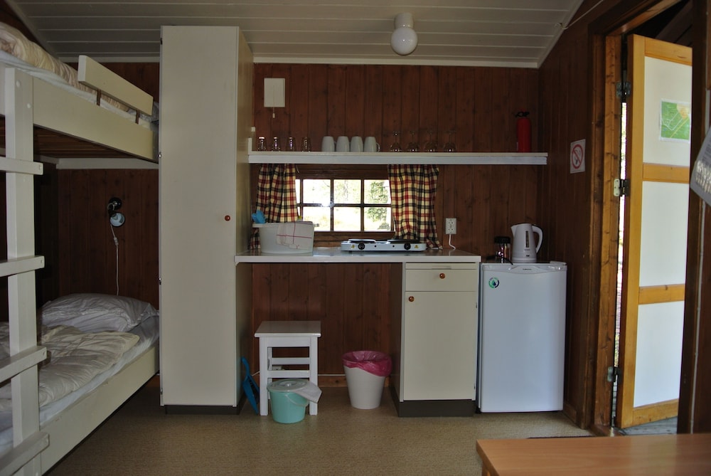 Standard Cabin (2 Bunk Beds) photo 2
