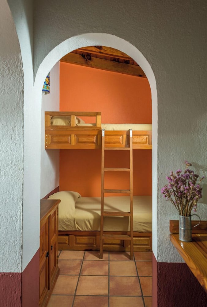 Classic Room, 2 Double Beds (Hortencias) photo 3