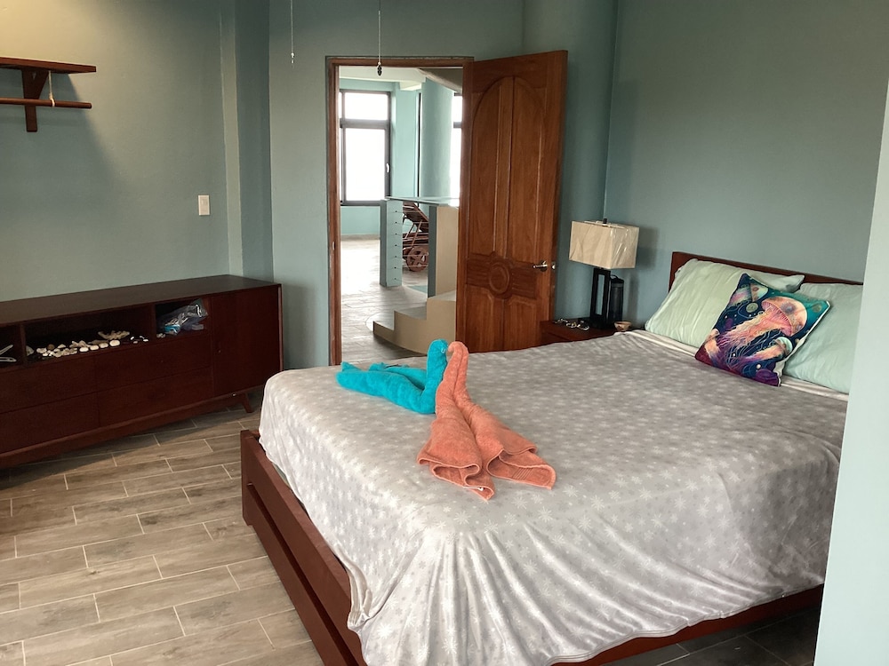 Barracuda Room photo 2