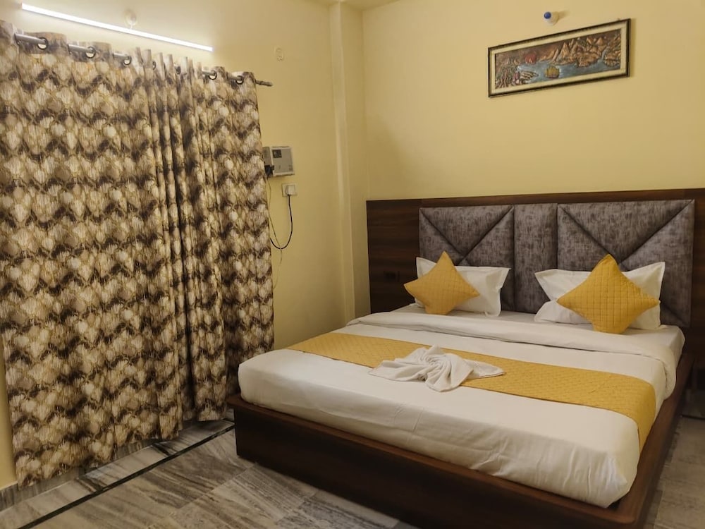 Deluxe Double Room, Balcony, City View