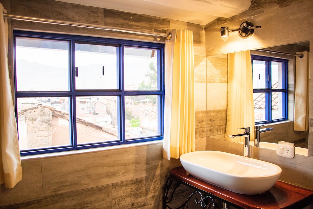 Deluxe Double Room, Bathtub photo 3
