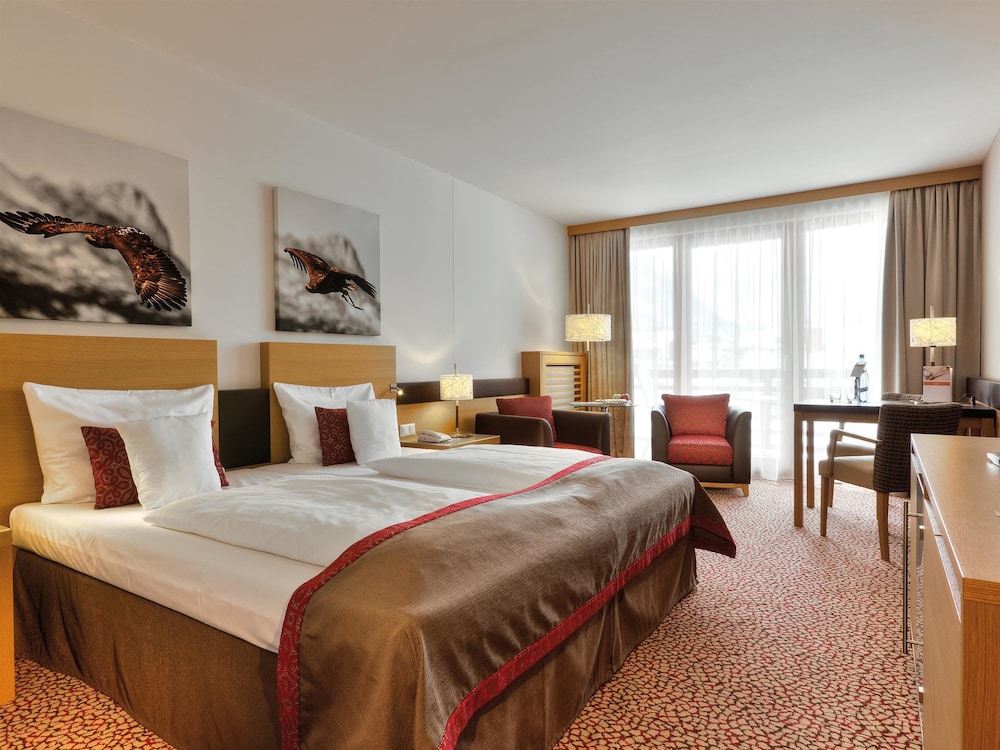 Classic Twin Room, Balcony, Mountain View photo 1